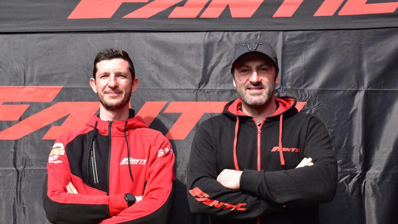 Fantic Racing com Alex Salvini e Davide Guarneri