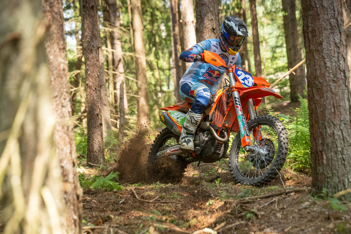 Video, Cascavel AMA National Enduro Rnd6 “Florestas perfeitas cobertas de samambaias”