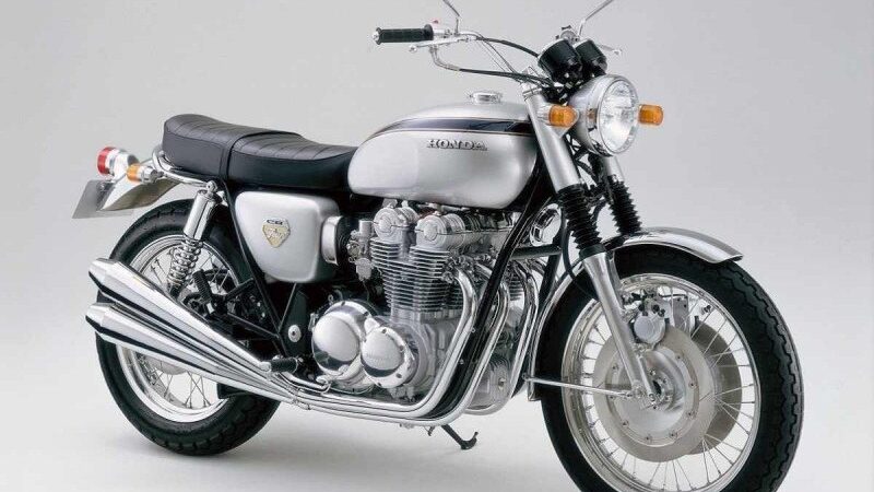 Honda CB 750: a ressurreição da Sete Galo