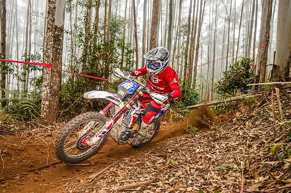 Flávio Volpi (Fantic Racing Brasil) defende vice-liderança na E4, em Camboriú/SC