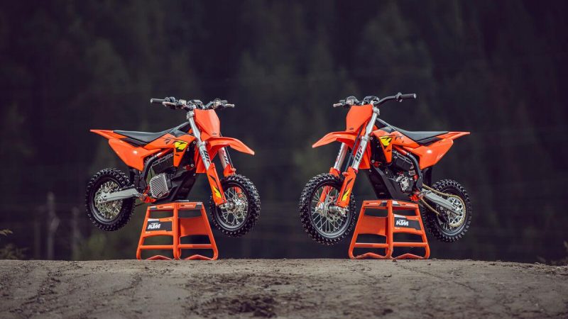 Novidades: Descubra as novas KTM SX-E 2025