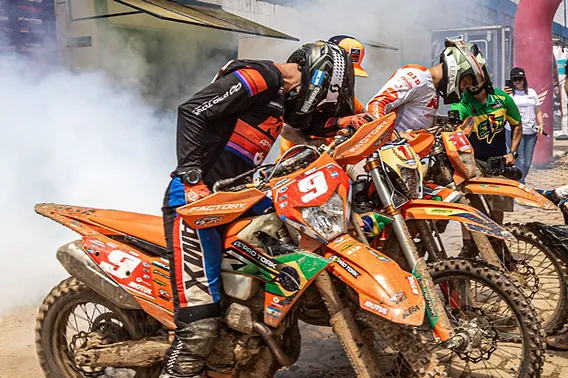 Pro Tork garante dois títulos e um vice no Brasileiro de Enduro 2024