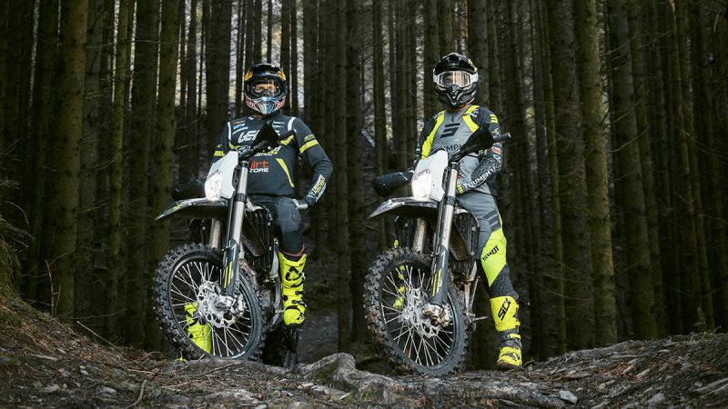 Triumph Provoca Novos Modelos Enduro 250 e 450 (Sim, um 450!)