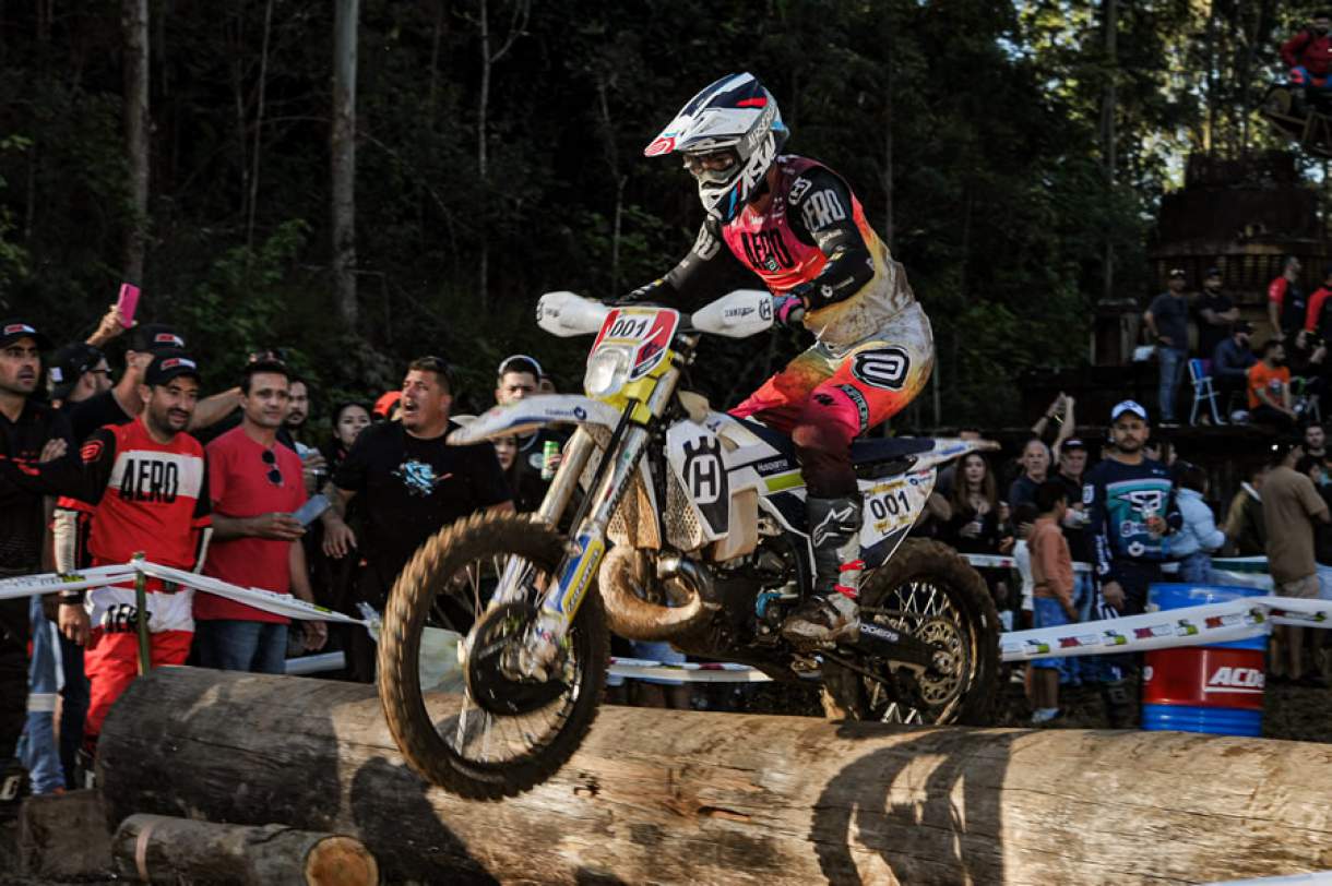 PowerHusky Husqvarna/Itaminas é Campeã Brasileira de Hard Enduro