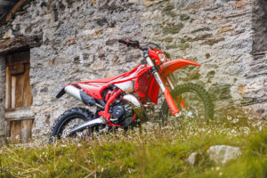 rr-xpro-300-2t-2-motoraid-motobrexo-10